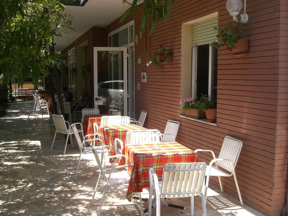 Hotel Marilena Viserbella di Rimini 외부 사진