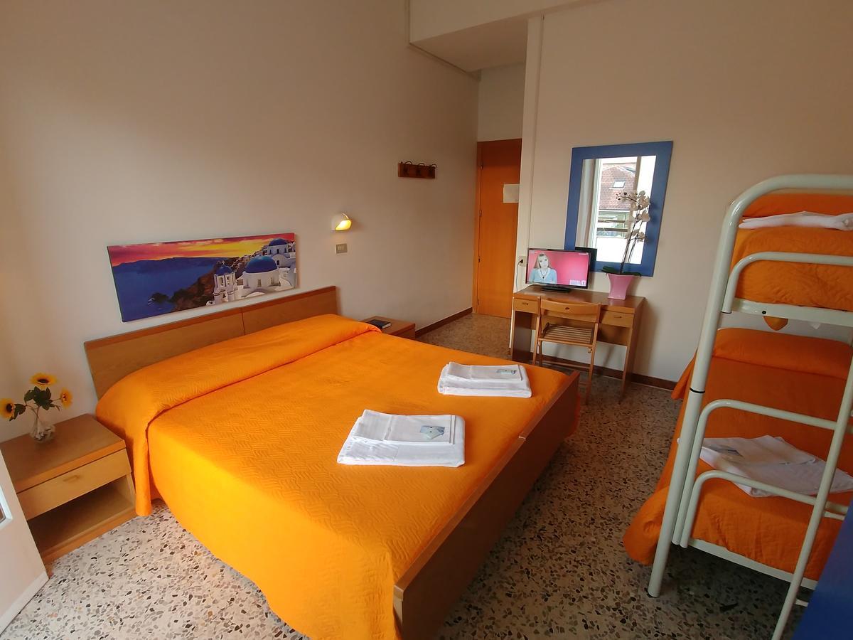Hotel Marilena Viserbella di Rimini 외부 사진